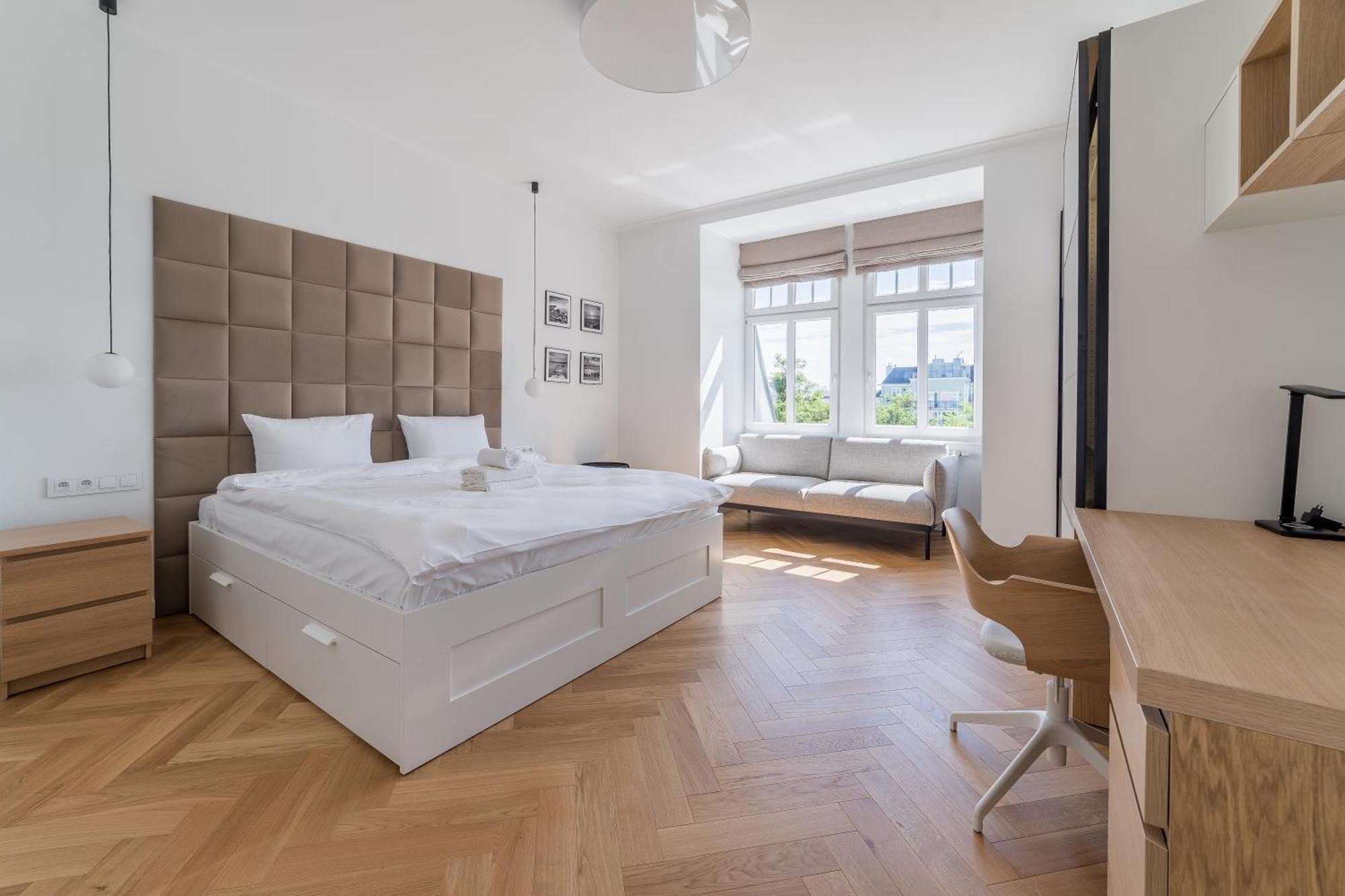 Kochanowskiego Luxury *