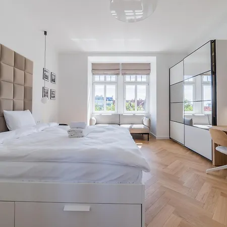 Kochanowskiego Luxury Apartment Poznan Exterior photo